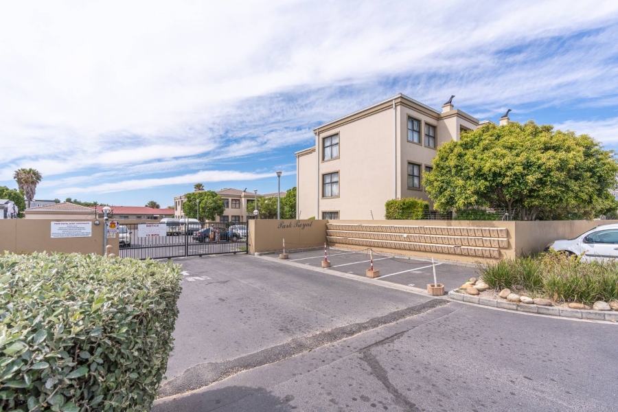 3 Bedroom Property for Sale in Parklands Western Cape